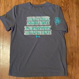 Under Armour Youth Large Loose fit